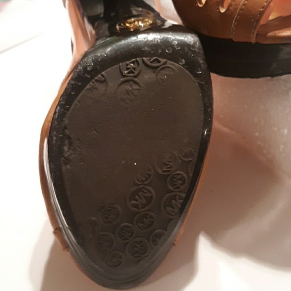 Michael by Michael Kors - Picture 4 of 7